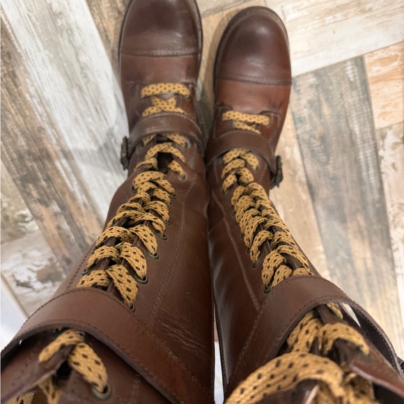 THE FRYE COMPANY~GENUINE LEATHER~BROWN~LACE UP~TALL BOOTS~WOMENS~SZ 8~EUC - Picture 2 of 4